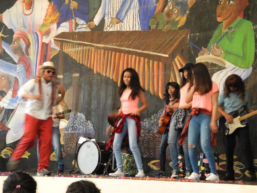 Semana Cultural Secundaria IV
