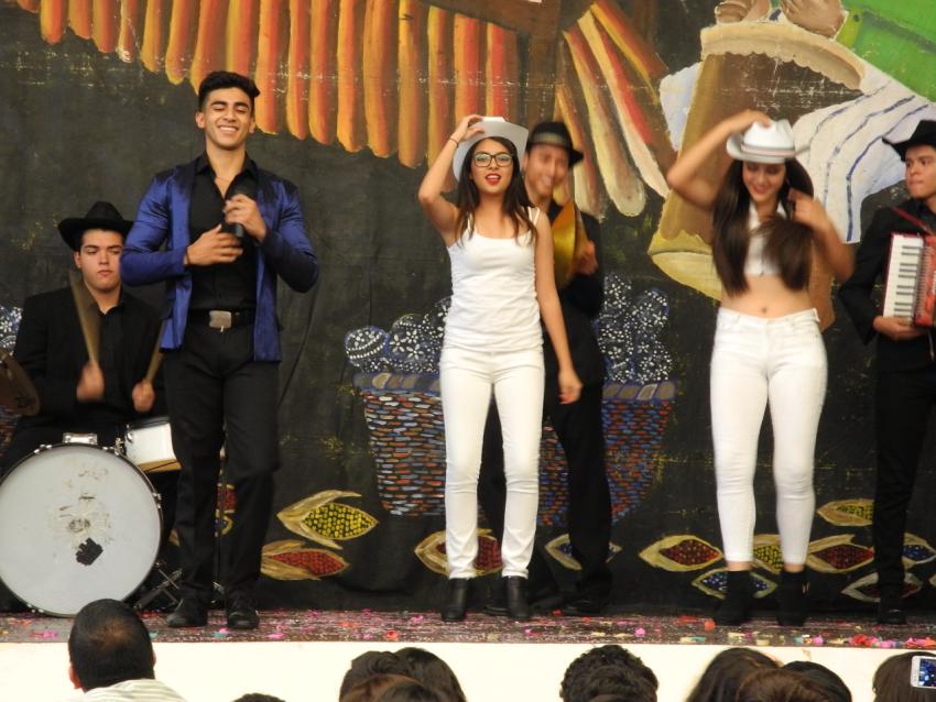 Semana Cultural Secundaria IV